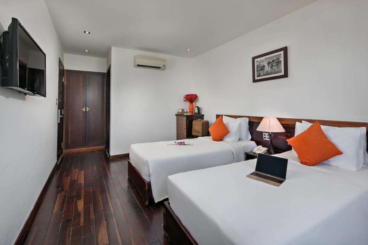 Sea Flower Hotel ดานัง ภายนอก รูปภาพ
