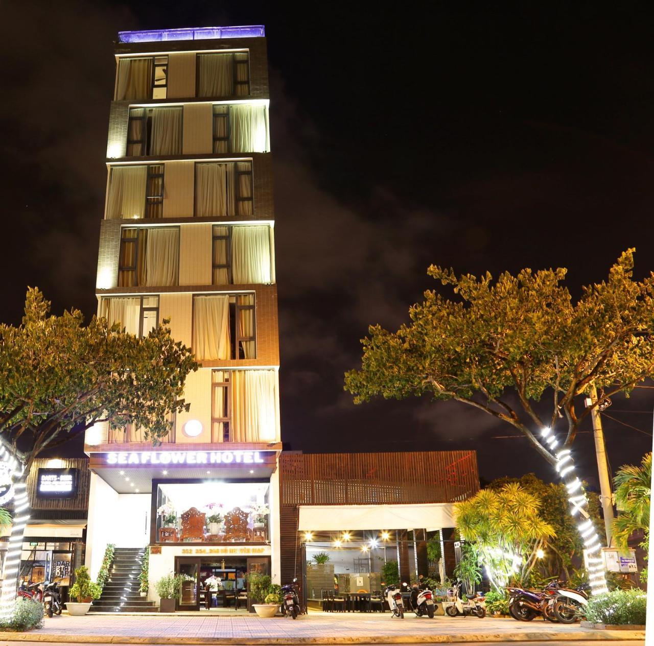 Sea Flower Hotel ดานัง ภายนอก รูปภาพ